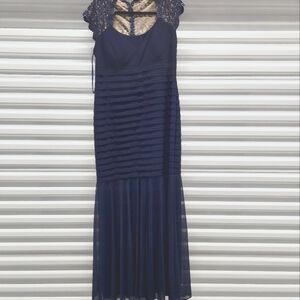 Xscape Tiered Mermaid Dress Navy Sz 16W Formal Full Length
